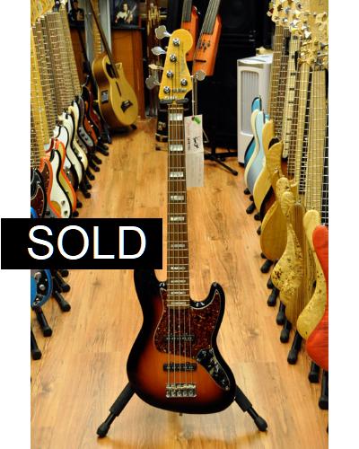 Fender Custom Classic V